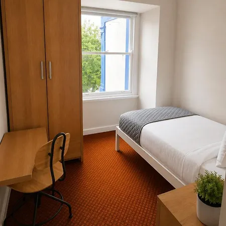 Modern In The Heart Of 10 Shared Apartment Thurles